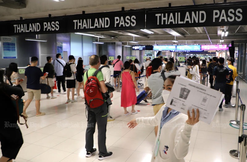 Bangkok Airport, Grand Palace Bangkok, Wat Pho and Reclining Buddha,