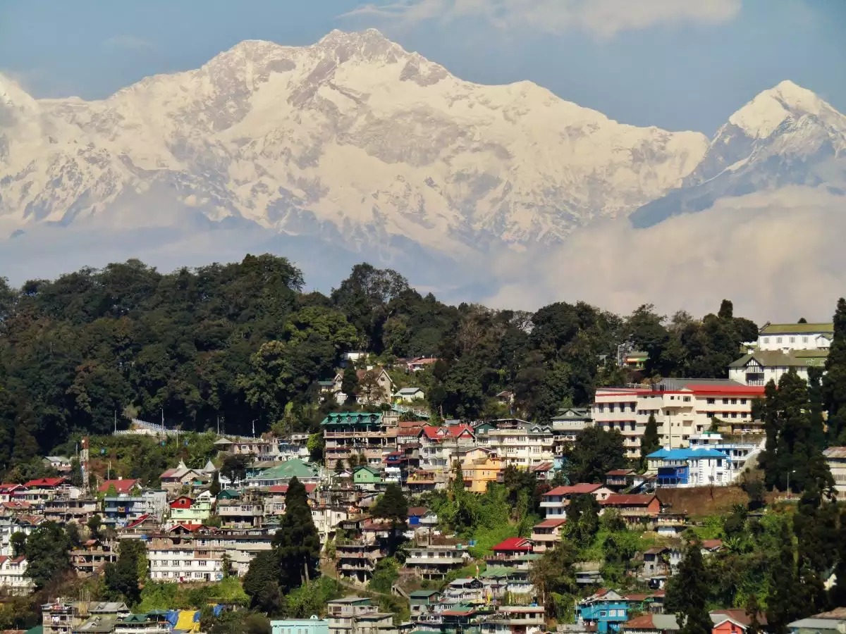 Darjeeling Pelling Gangtok Kalimpong tour package for 9 Nights 10 Days