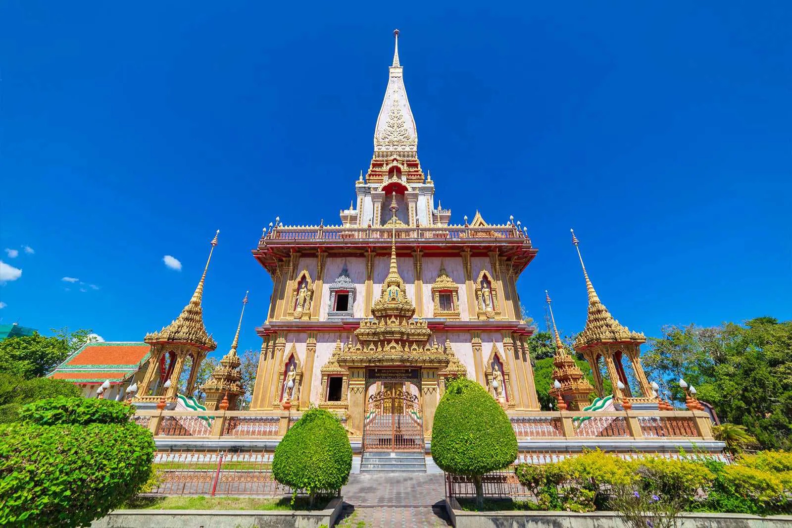 Phuket Pattaya Bangkok tour package 7 Nights 8 Days