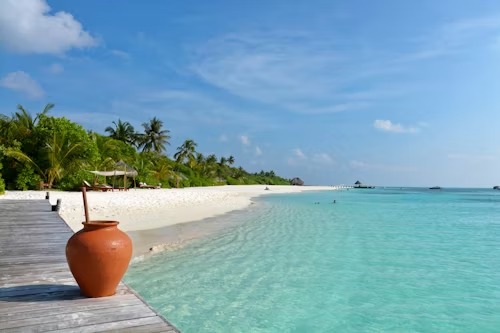 Medhufushi Island Resort Maldives Package: 7 Days of Paradise