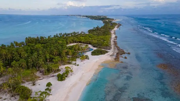 Fulhadhoo Island