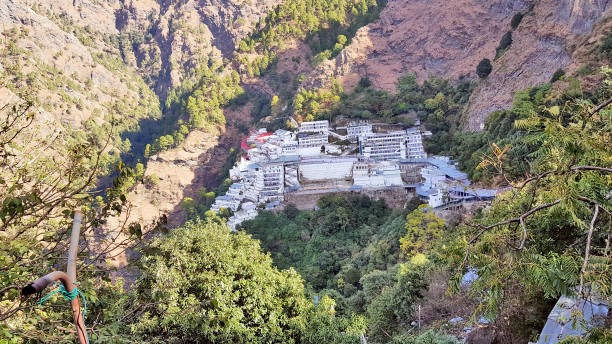 7-Day Spiritual and Scenic Getaway: Vaishno Devi, Patnitop & Kashmir