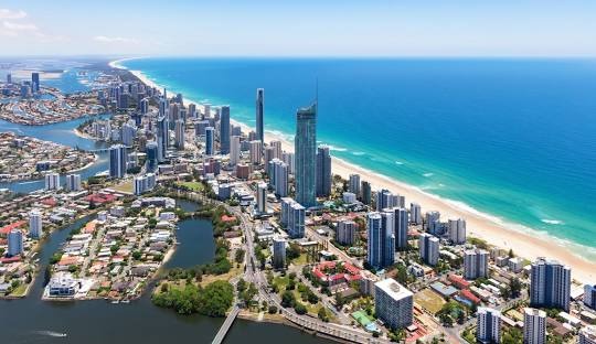 Gold Coast Coffs Harbour Sydney  Canberra Melbourne tour package for 10 Nights 11 Days