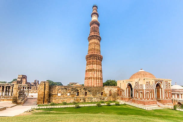 Delhi Heritage Exploration: 5 Nights, 6 Days Package