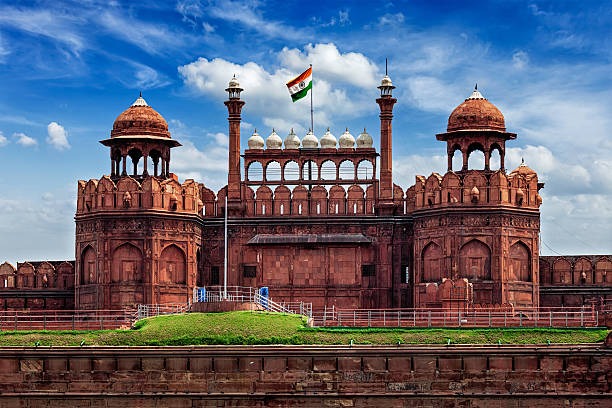 Discover the Heart of India: 4 Nights and 5 Days in Agra and Mathura